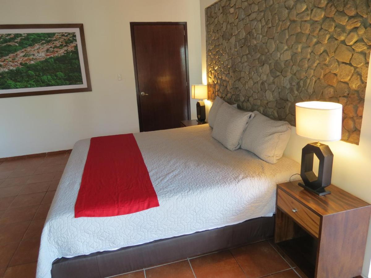 Los Suspiros Hotel Boutique By Rotamundos Comala Екстер'єр фото