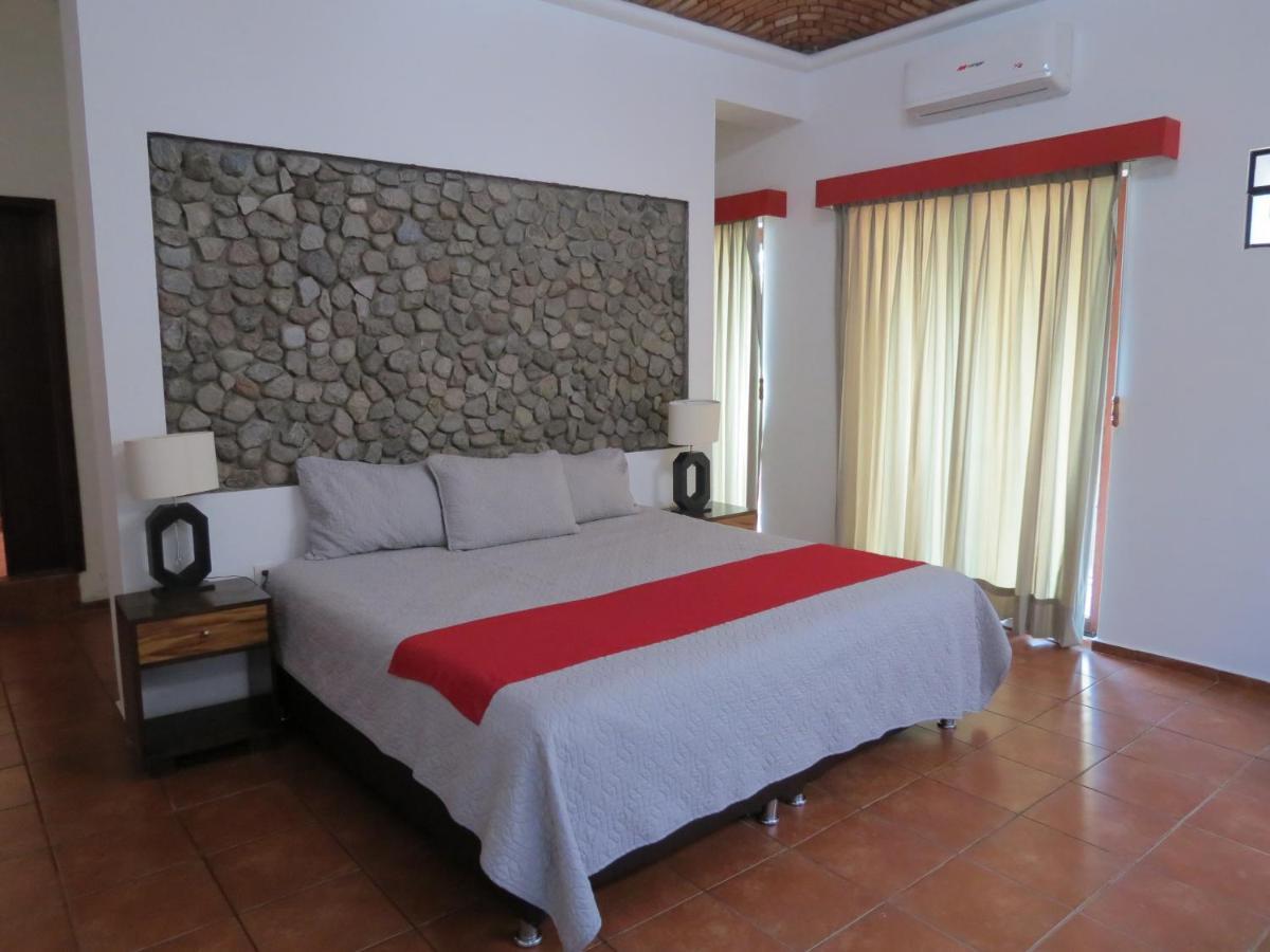 Los Suspiros Hotel Boutique By Rotamundos Comala Екстер'єр фото