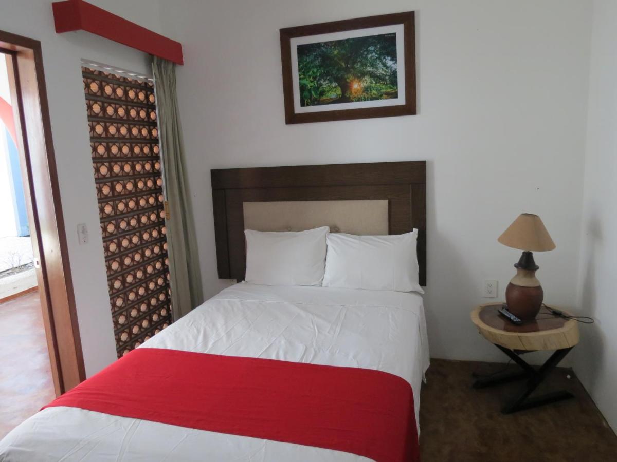 Los Suspiros Hotel Boutique By Rotamundos Comala Екстер'єр фото